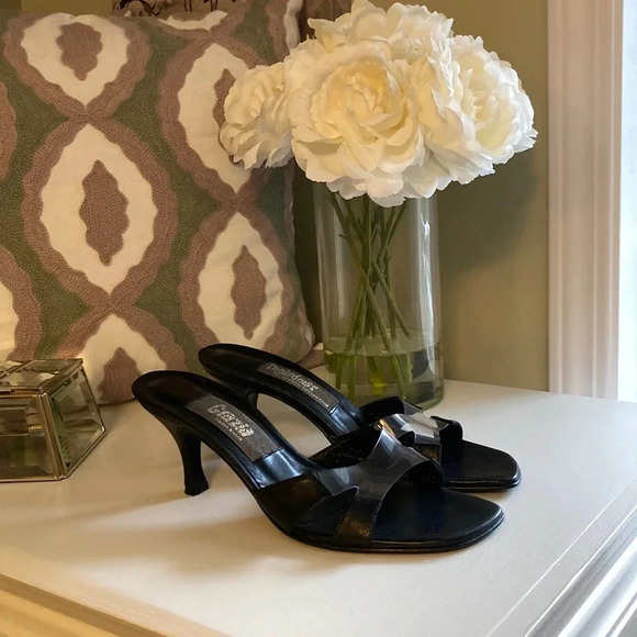 Ingledew’s Spanish Collection sandals kitten heels size 7.5 - Picture 2 of 15